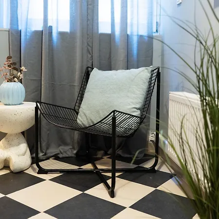 New Stylish 2bd With Balcony Апартаменты