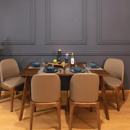 New Stylish 2bd With Balcony テッサロニキ